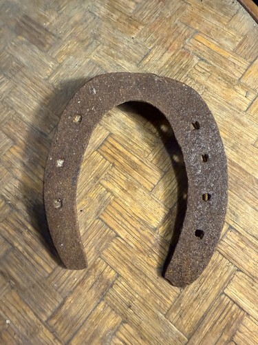 Ferro cavallo antico - di,