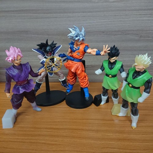 Set action figure - , dragon