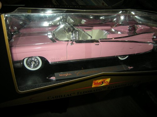 Maisto cadillac eldorado - 1:18,