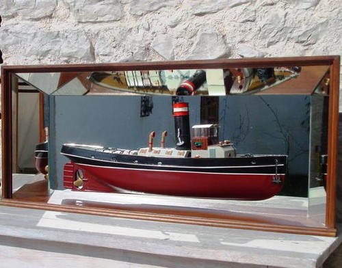 Semimodello rimorchiatore - "semimodello,