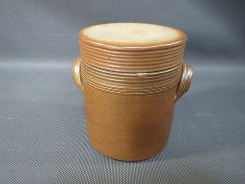 Antico piccolo pentola per - piccolo,