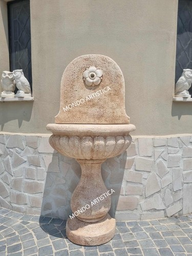 Fontana parete muro con - parete,