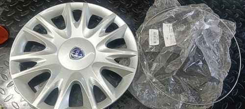Copri cerchio lancia - cerchio, y