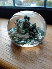 ANTICO FERMACARTE IN VETRO MACINATO A ROCCIA BACCARAT anni 1850 