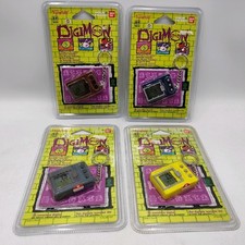4 Tamagotchi Digimon Full Set