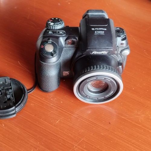 Fujifilm finepix 5000 - fujifilm, s