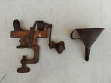 ANTICA PRESSA PER CARICARE LE CARTUCCE DA CACCIA COMPRESO IMBUTO PER POLVERE