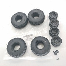 4 pneumatici Mickey Thompson