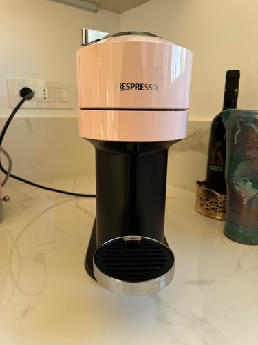 Macchina caffe nespresso - macchina, caffe'