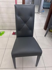 Tavolo bianco con 6 sedie