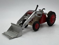 Trattore Corgi 57 Massey