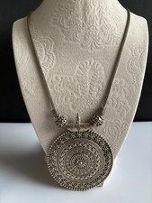 Collana dichiarazione indiana