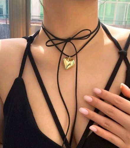 Collana caucciù nero con - nero,