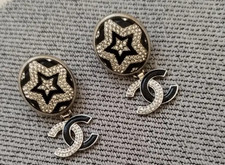 CHANEL AUTH EARRINGS A23 K