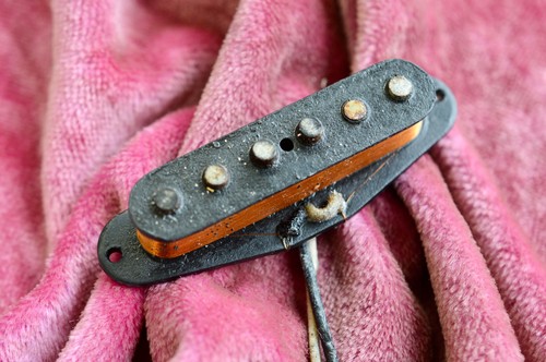 Vintage 1959 fender - vintage, black