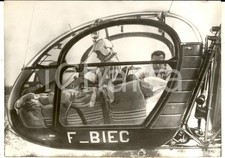 1959 NOGENTEL (FRANCE) Elisoccorso in partenza per una donna incinta ustionata