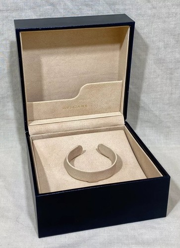 Bvlgari watch box - watch,