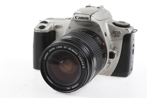 Canon eos 300 con 80mm - con, 28-80mm