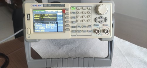 Generatore funzioni siglent - funzioni,