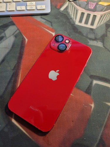Iphone rosso con incluso - iphone,