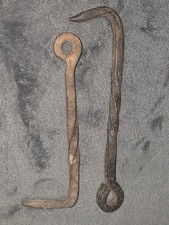 2 antichi ganci per cancello