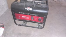  Generatore di Corrente a Benzina - Nero Briggs & Stratton