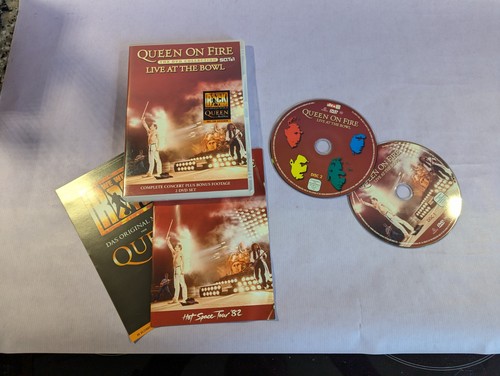 Queen live the bowl dvd - 2,