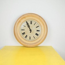 orologio da parete in metallo