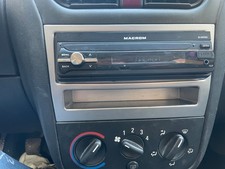 Autoradio  MACROM  come nuovo