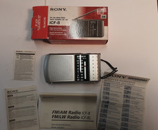 Sony Radio ICF-8   2 Bande AM FM Colore ARGENTO Funzionante Con Box Originale