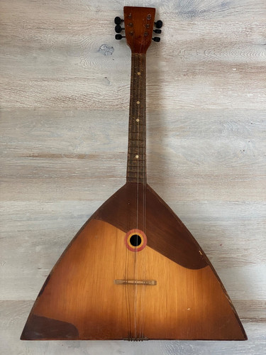 Balalaika prima strumento - prima,