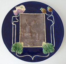 Piatto decorativo in ceramica