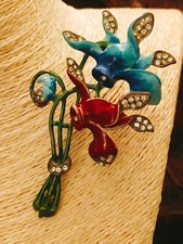 Chanel Novelty  Co (unsigned) spilla vintage