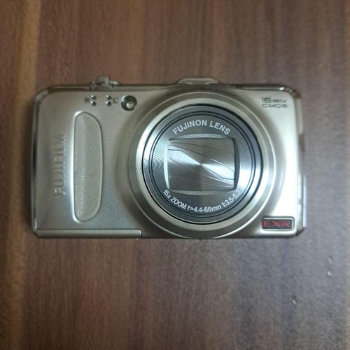 Fotocamera digitale compatta