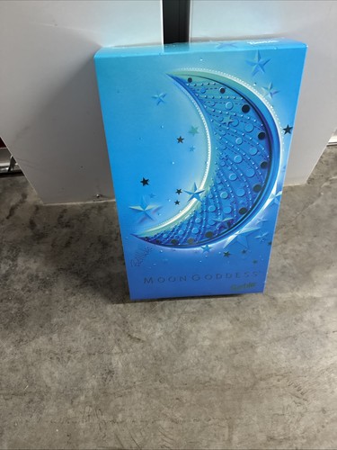 Moon goddess bob - goddess, mackie