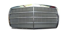 Nuova griglia cofano motore