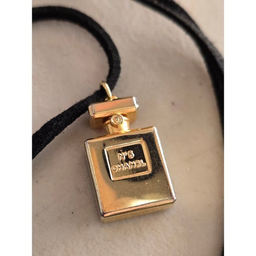 Collana chanel con 5 - con, n.