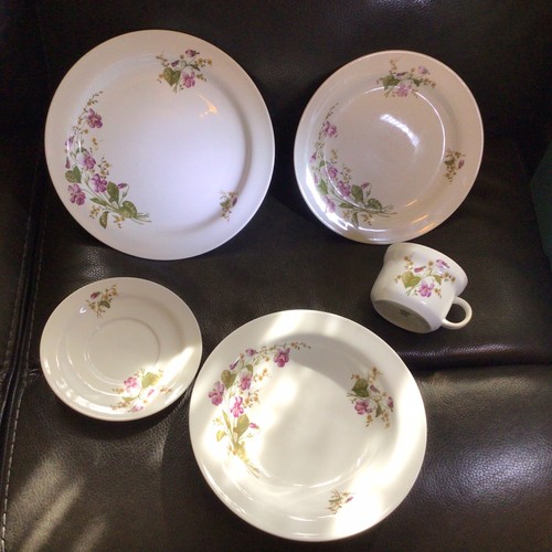 Richard ginori five piece - five,