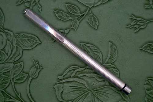 Beautiful lamy linea - linea, wave