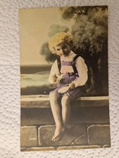 Cartolina Foto Bimbo su muretto 202/3 ZA1336 ^