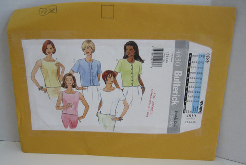 Top butterick 4830 molto - top,
