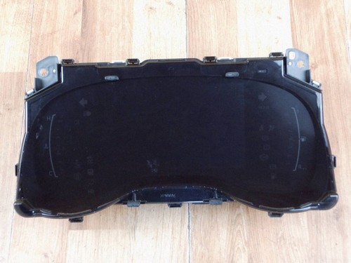Toyota yaris cross 2025 - 2025, hybrid