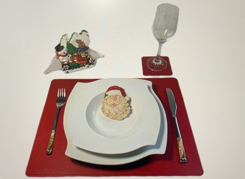Set tovagliette con - di,