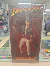 Peluche Sideshow Indiana Jones
