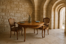 Tavolo provenzale di noce