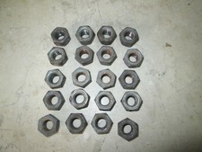 Set 20 dadi originali cerchi in lega per Nissan Primera, Almera  [53.14]