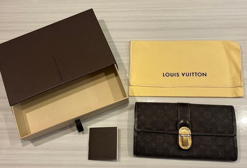 Louis vuitton monogram mini - louis,