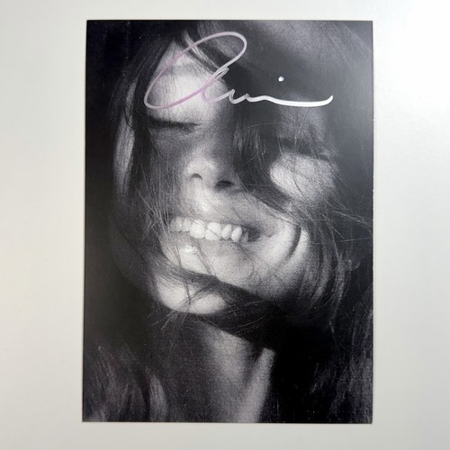 Signed ariana grande petal - signed,