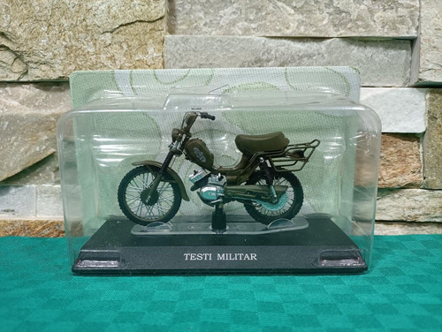 Testi militar die - -, 1/18