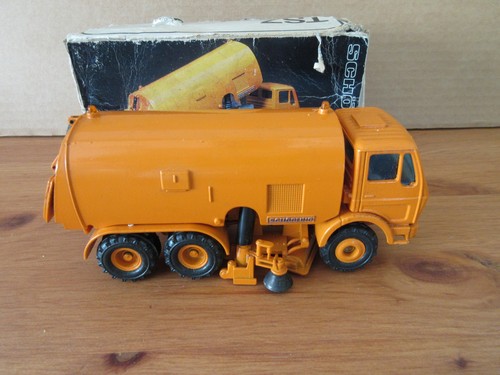 Modellino camion spazzatrice